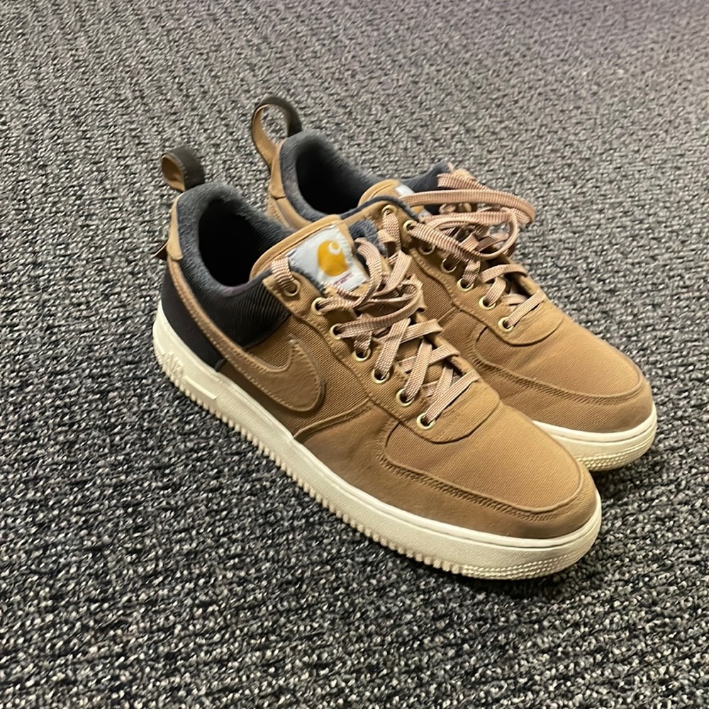 Size 11 CarharttxAirforce